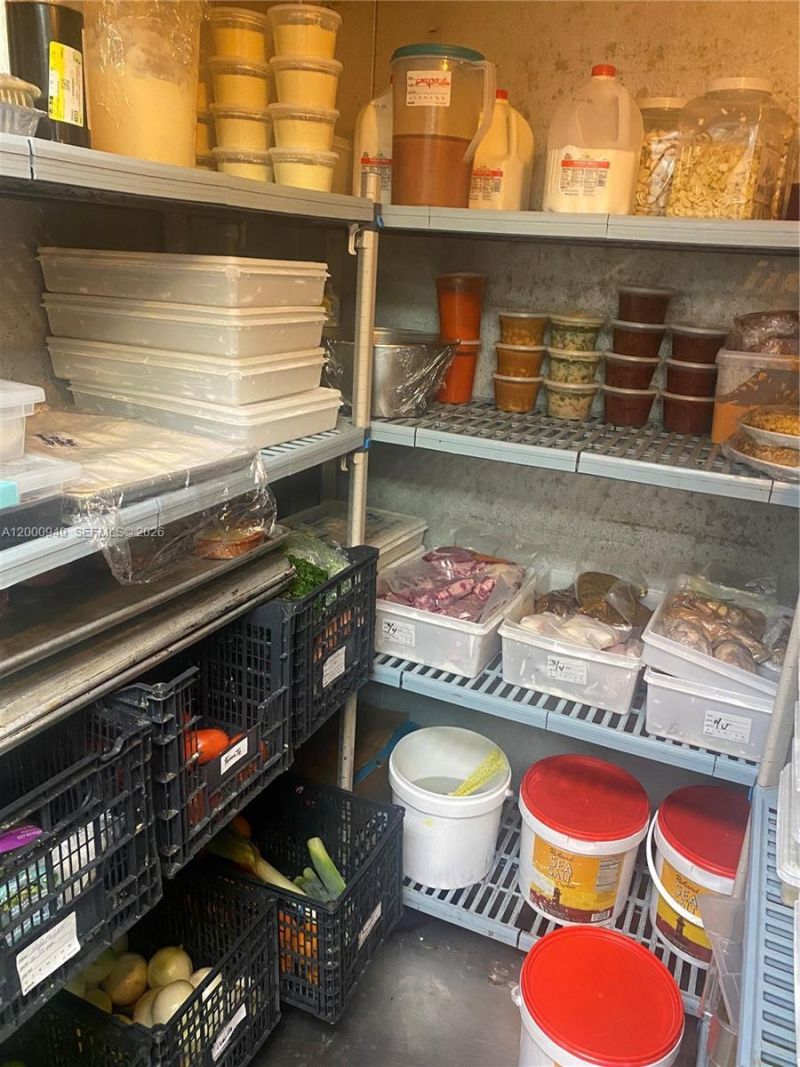 9511 S Dixie Hwy, Pinecrest, FL 33156 Photo