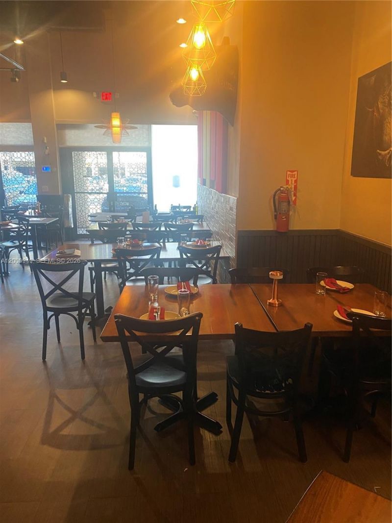 9511 S Dixie Hwy, Pinecrest, FL 33156 Photo