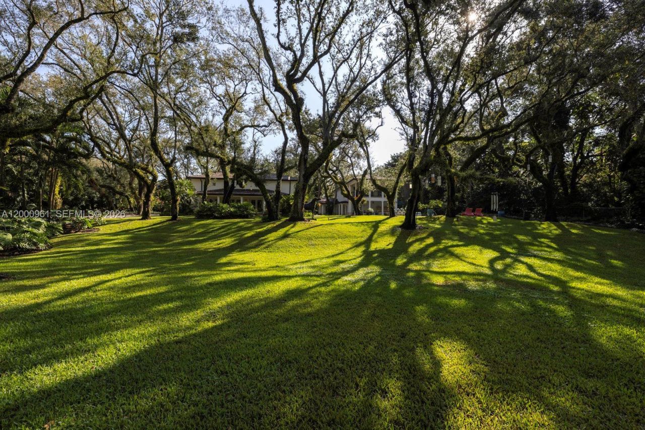 10100 Lakeside Dr, Coral Gables, FL 33156 Photo
