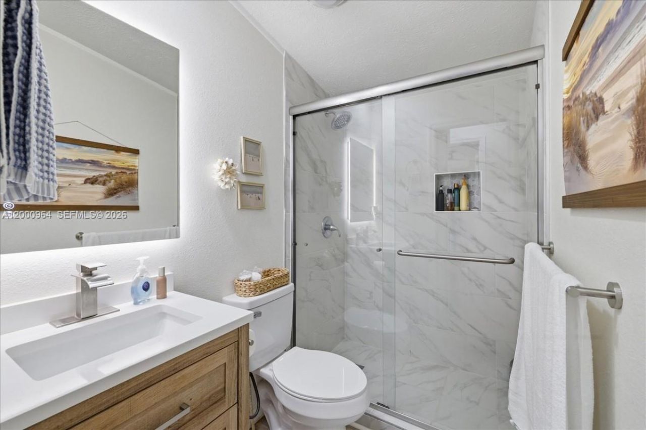 851 Arapaho, Fort Myers Beach, FL 33931 Photo