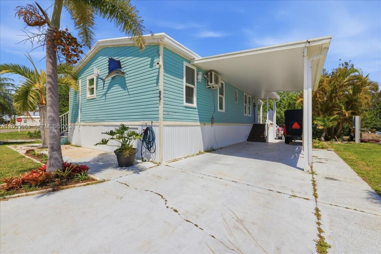 851 Arapaho, Fort Myers Beach, FL 33931 Photo