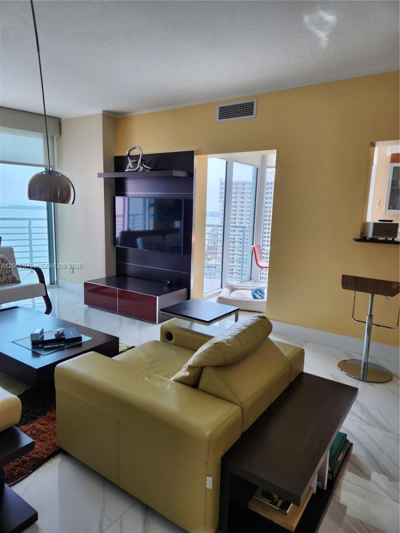 325 Biscayne Blvd, Unit 2523, Miami, FL 33131 Photo