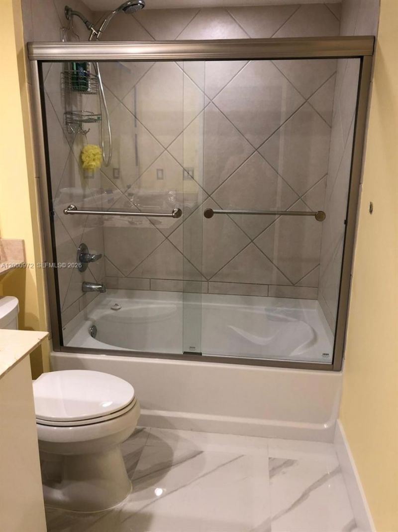 325 Biscayne Blvd, Unit 2523, Miami, FL 33131 Photo