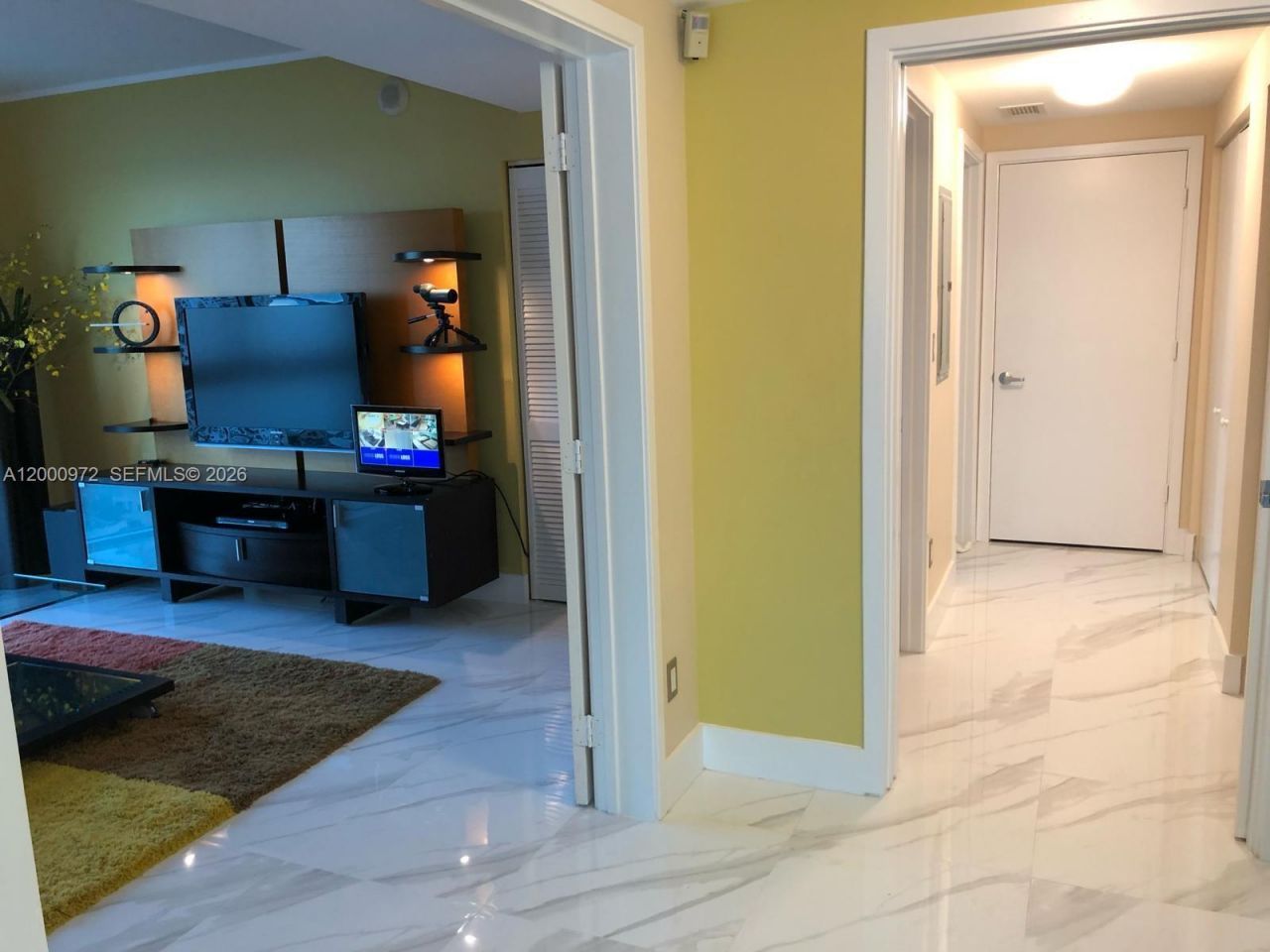 325 Biscayne Blvd, Unit 2523, Miami, FL 33131 Photo