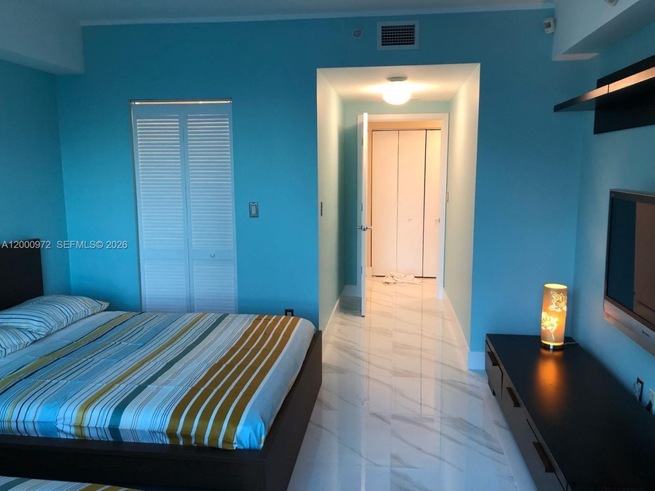 325 Biscayne Blvd, Unit 2523, Miami, FL 33131 Photo