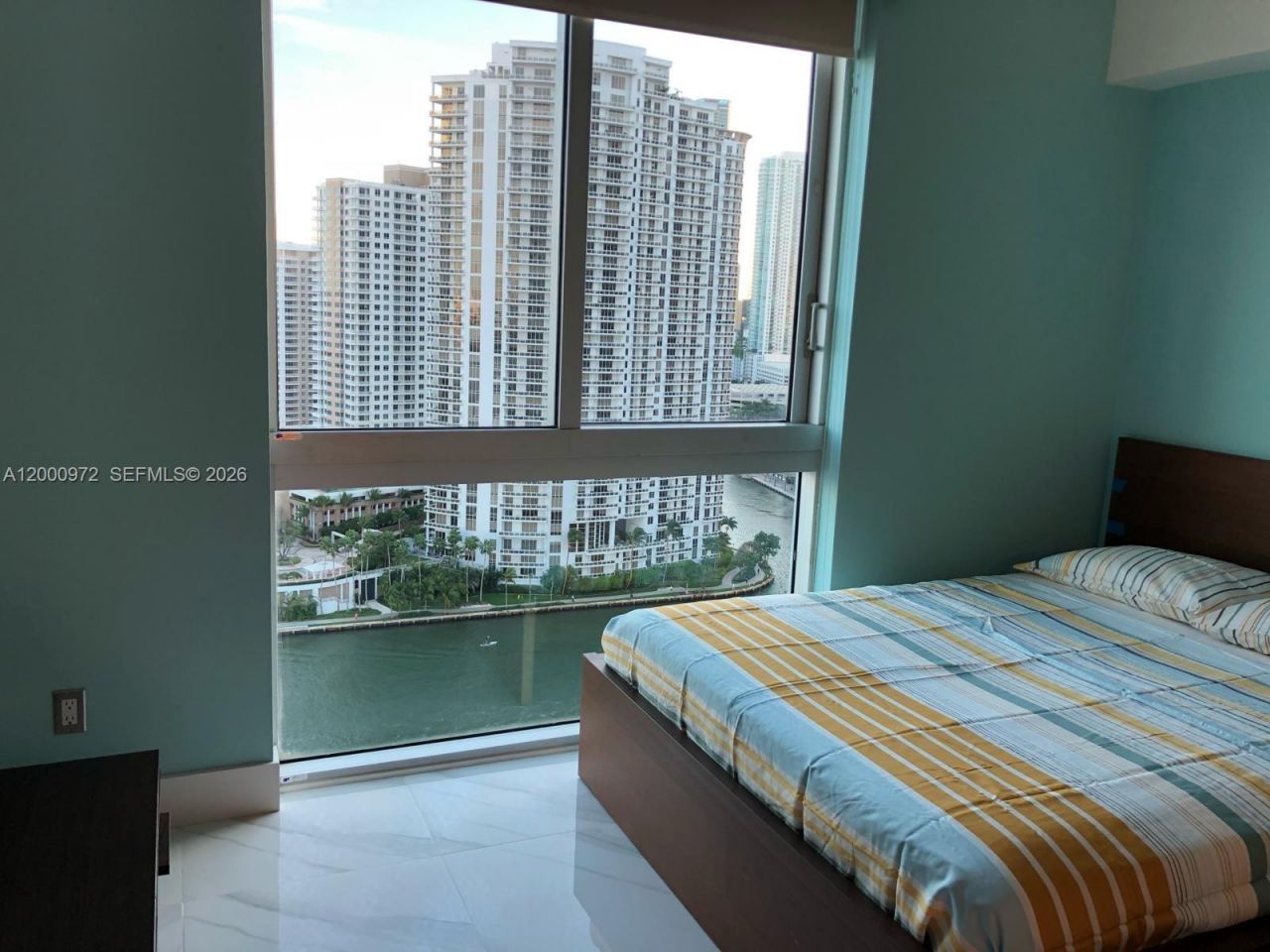 325 Biscayne Blvd, Unit 2523, Miami, FL 33131 Photo