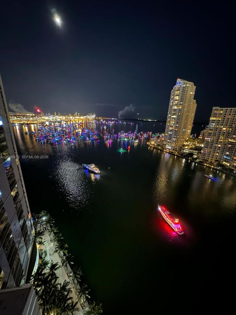 325 Biscayne Blvd, Unit 2523, Miami, FL 33131 Photo
