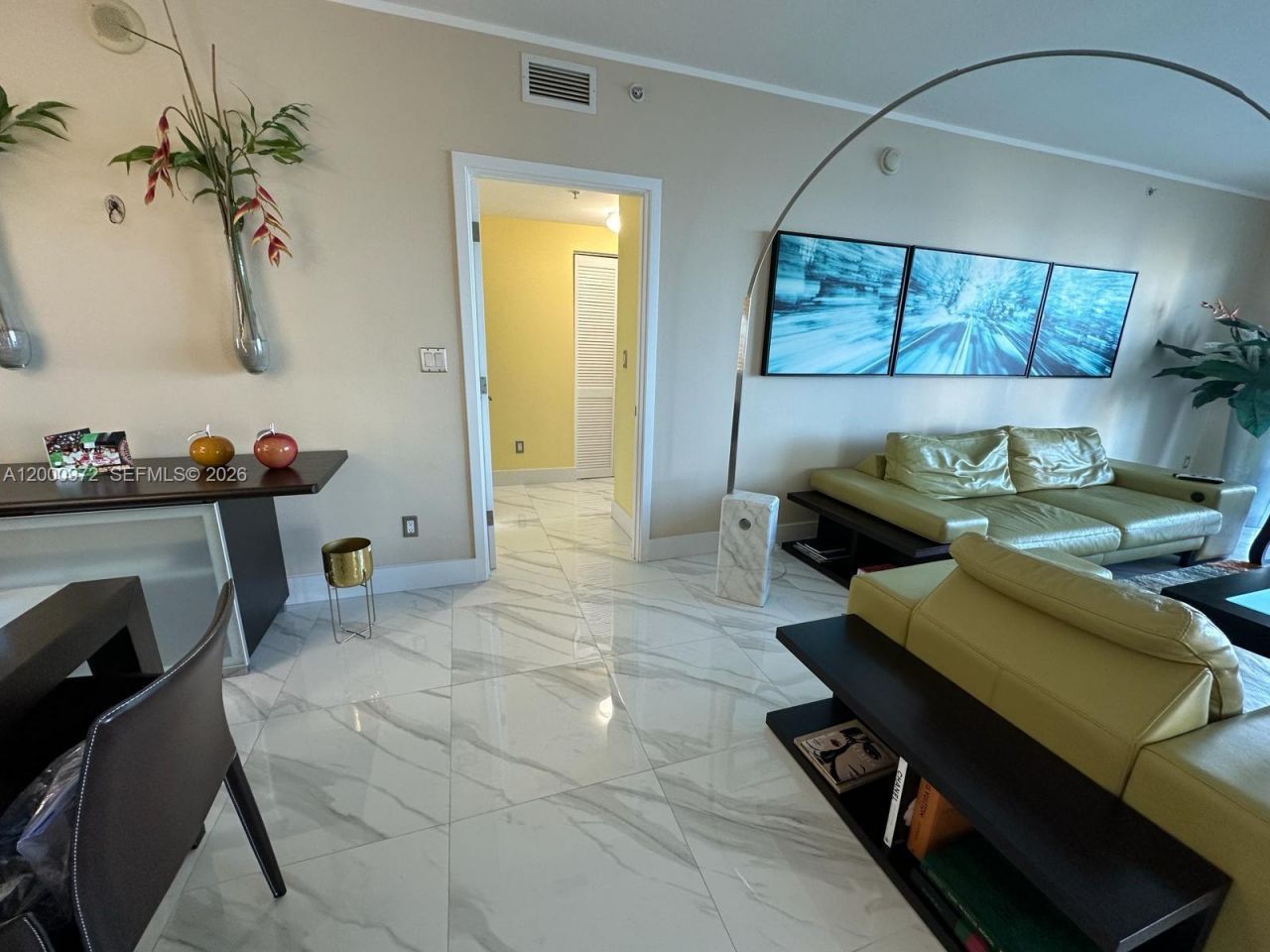 325 Biscayne Blvd, Unit 2523, Miami, FL 33131 Photo