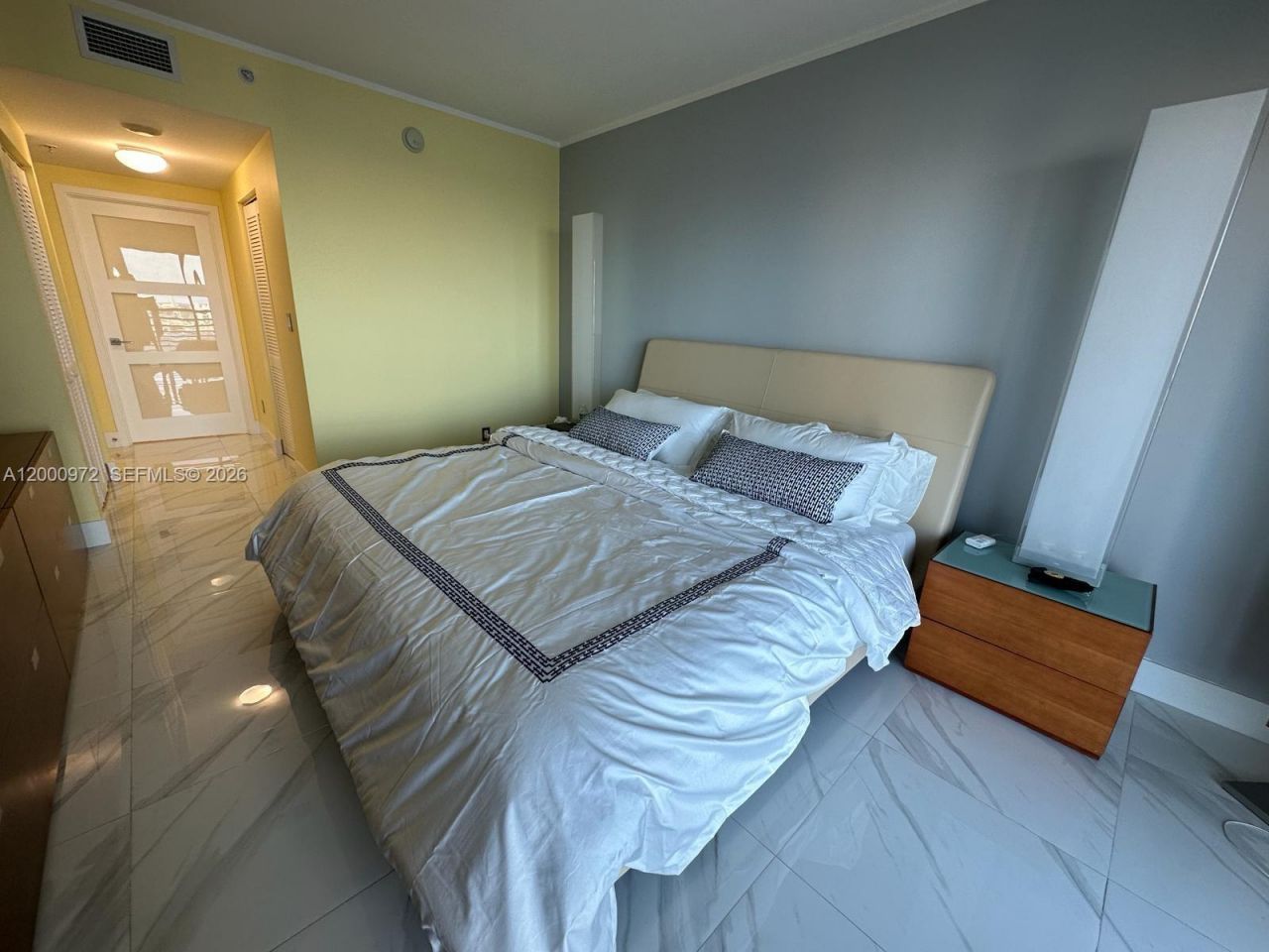 325 Biscayne Blvd, Unit 2523, Miami, FL 33131 Photo