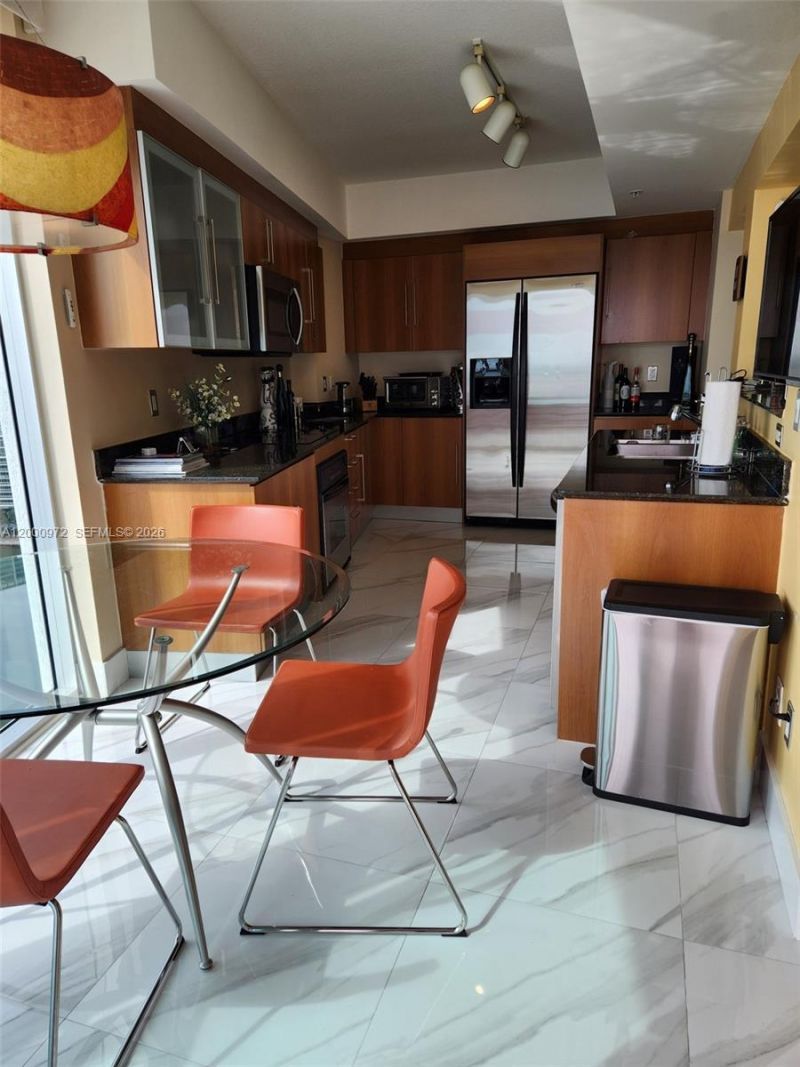 325 Biscayne Blvd, Unit 2523, Miami, FL 33131 Photo
