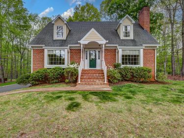 717 Lake Vista Drive, Forest, VA 24551