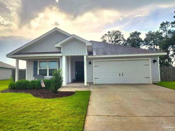 7565 Steeplechase Blvd, Pensacola, FL 32526