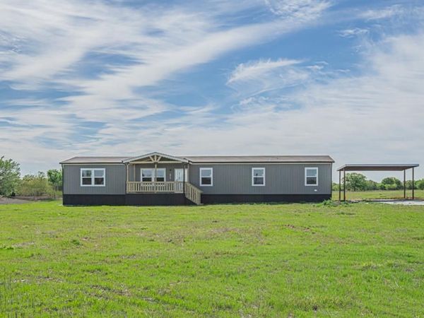 2019 Denver Road, Sunset, TX 76270