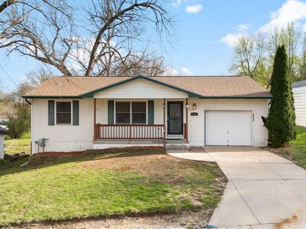901 GREEN Street, GLENWOOD, IA 51534
