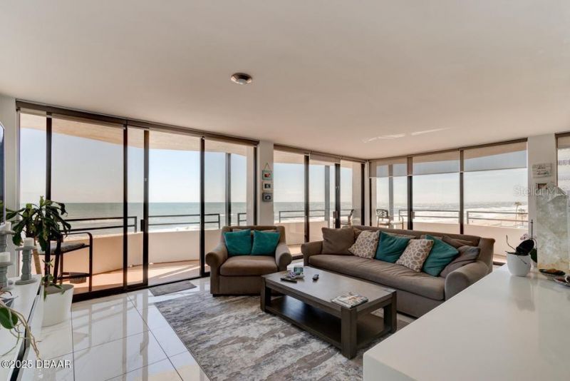 2828 N Atlantic Avenue, Unit 302, Daytona Beach, FL 32118 Photo