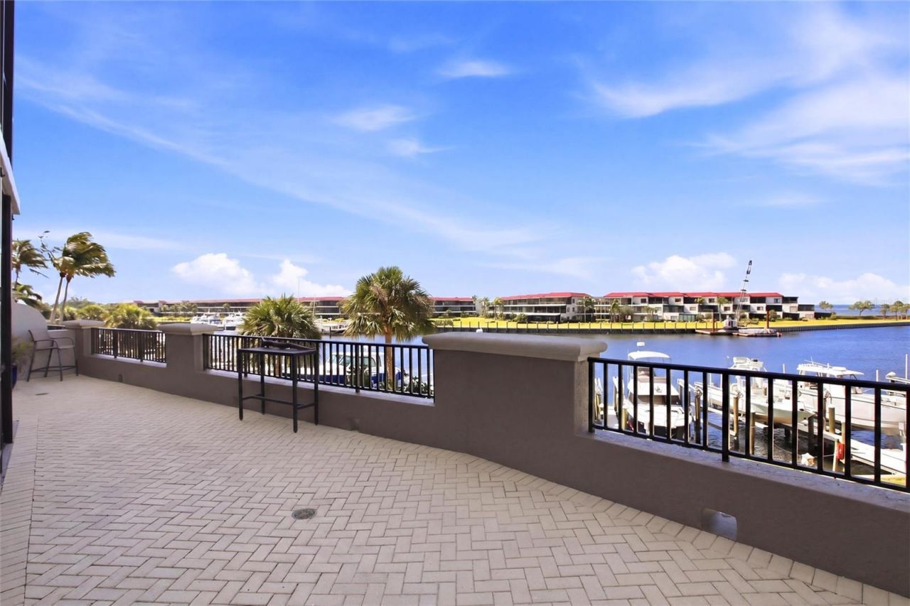 3313 Sunset Key Circle, Unit 105, Punta Gorda, FL 33955 Photo