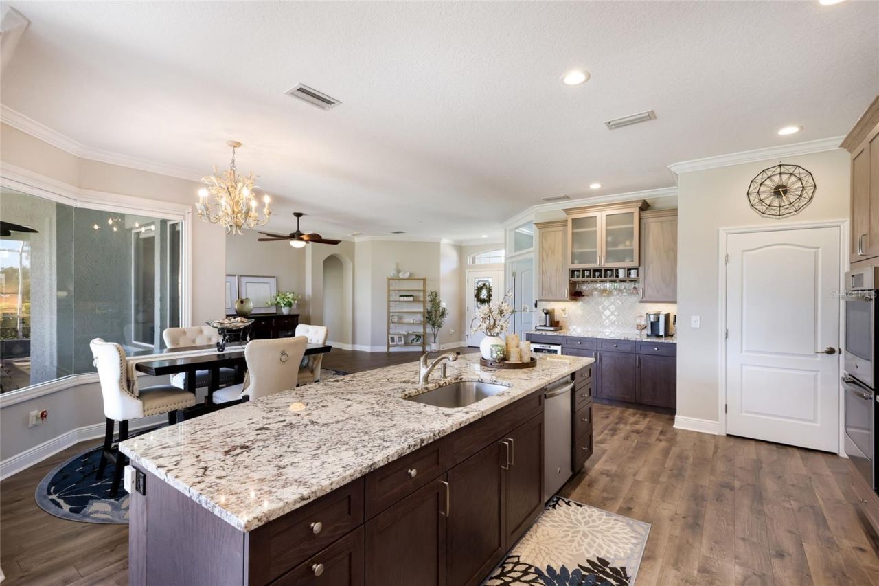 9937 Laurel Valley Avenue Circle, Bradenton, FL 34202 Photo