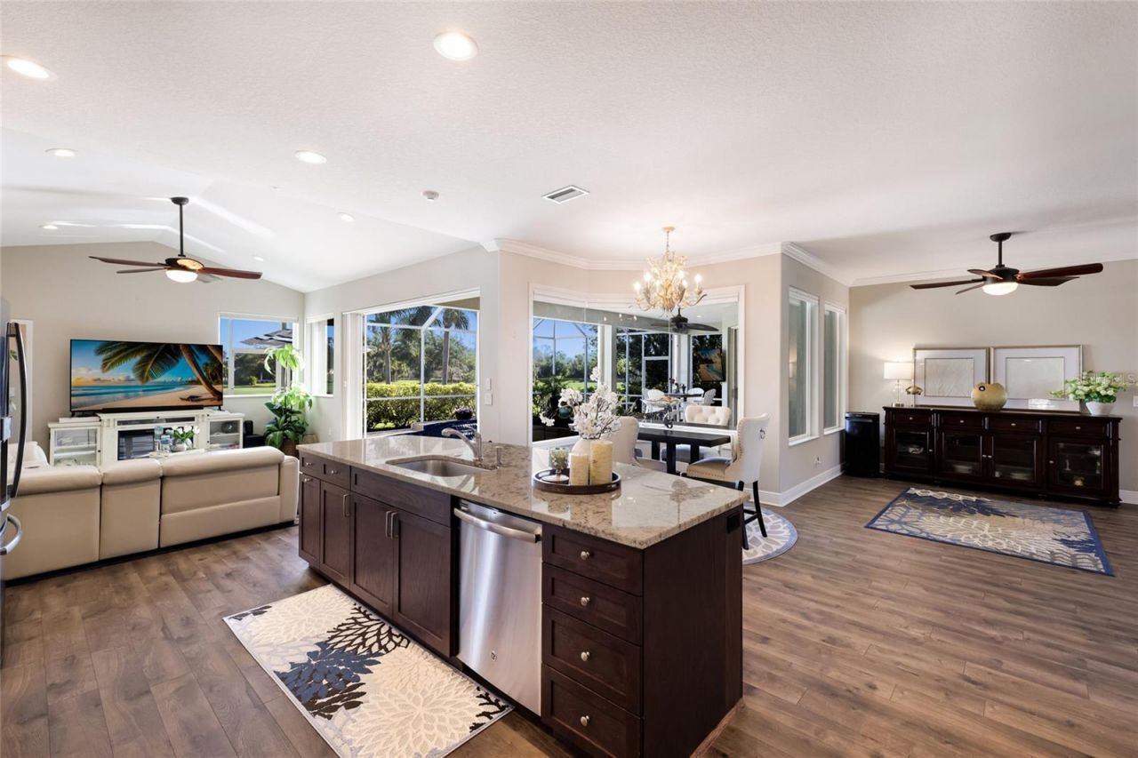 9937 Laurel Valley Avenue Circle, Bradenton, FL 34202 Photo