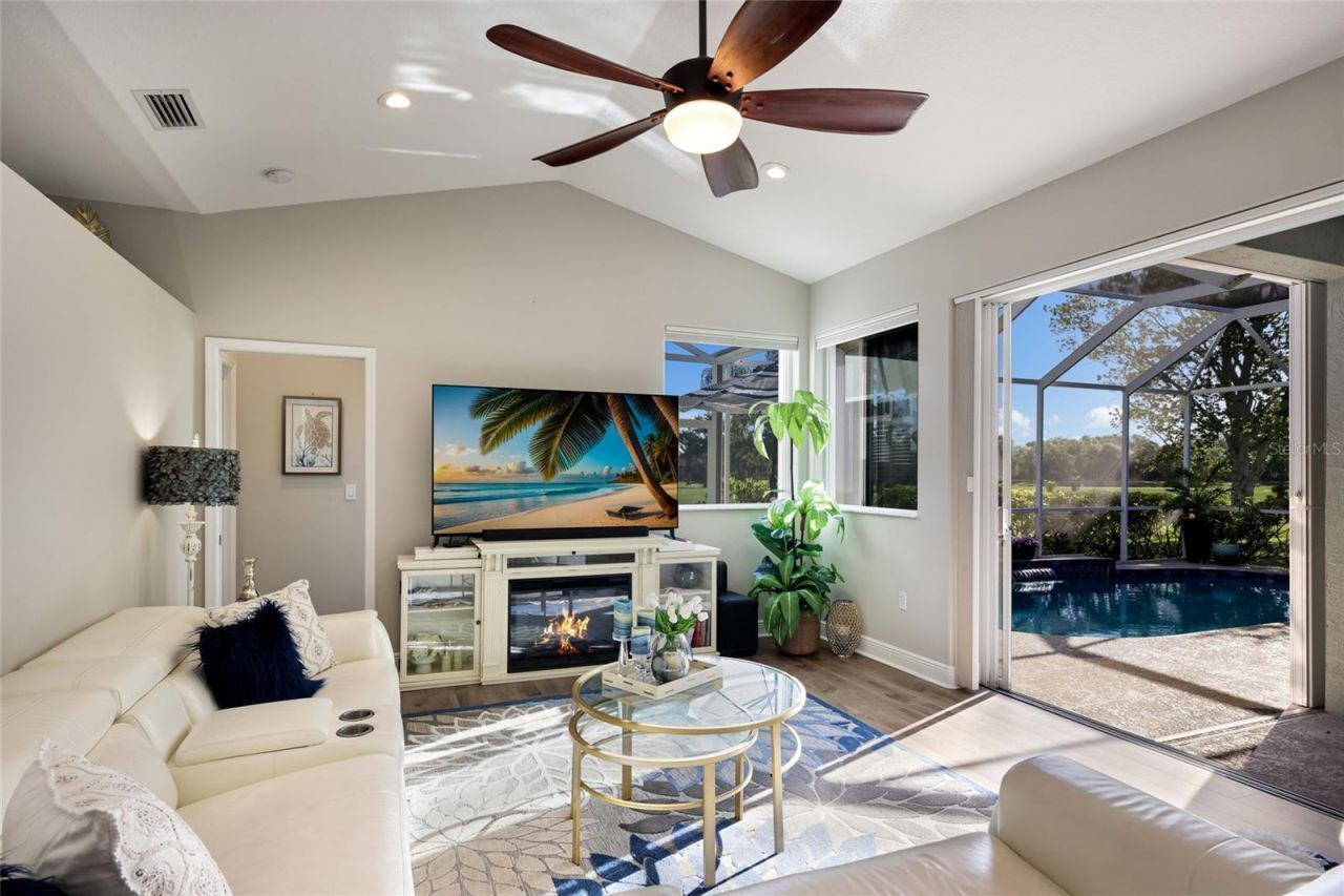 9937 Laurel Valley Avenue Circle, Bradenton, FL 34202 Photo