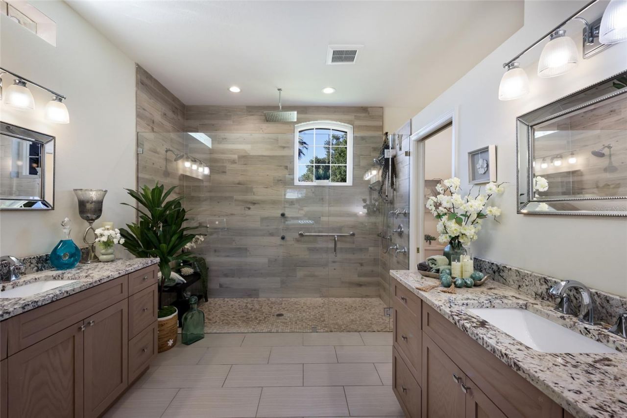 9937 Laurel Valley Avenue Circle, Bradenton, FL 34202 Photo