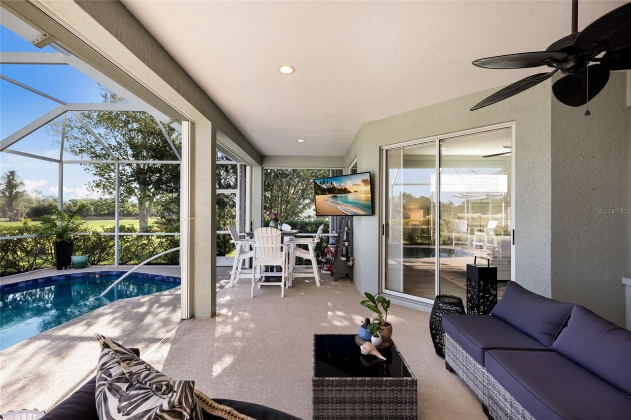 9937 Laurel Valley Avenue Circle, Bradenton, FL 34202 Photo