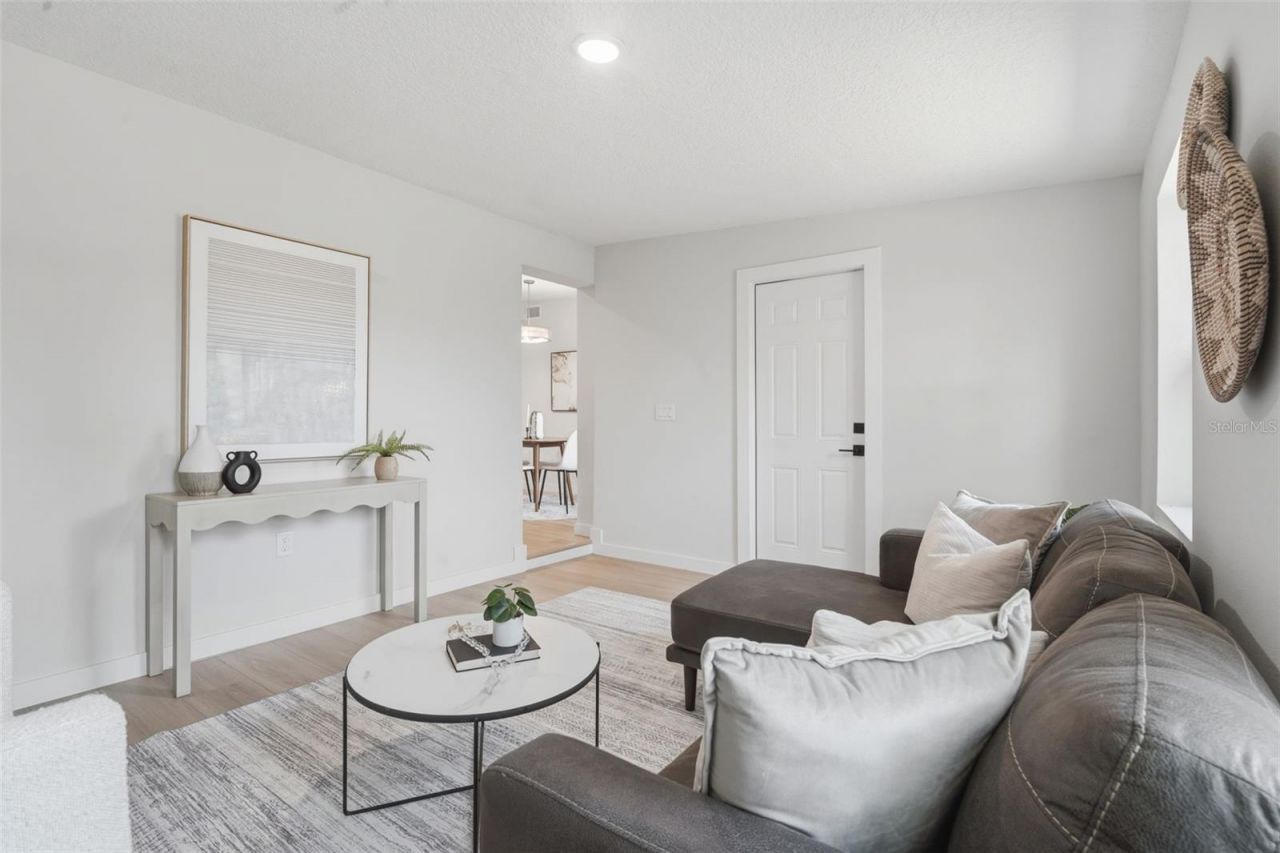 725 Logan Drive , Longwood, FL 32750 Photo