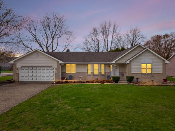 638 Cedar Street SW, DeMotte, IN 46310