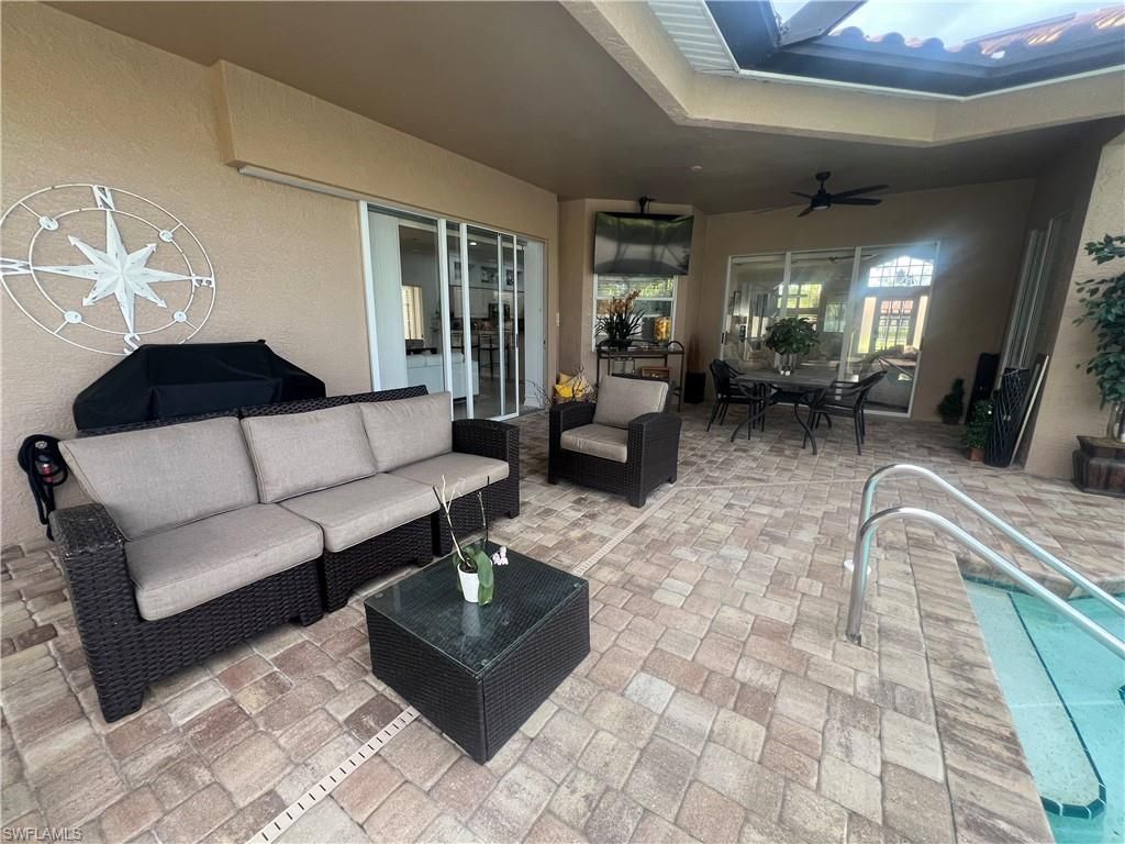 173 Palmetto Dunes Cir, Naples, FL 34113 Photo