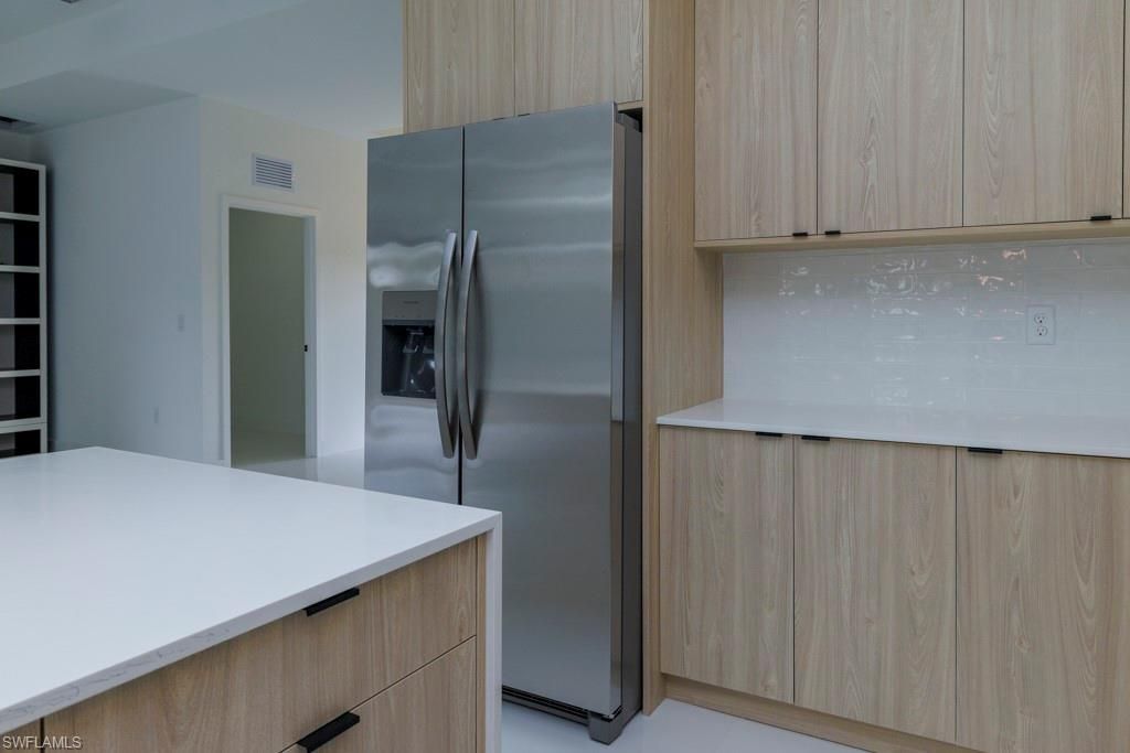 402 Thompson Ave, Lehigh Acres, FL 33972 Photo