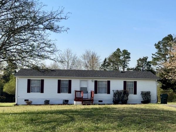 182 W Meadows Lane NE, Cleveland, TN 37312