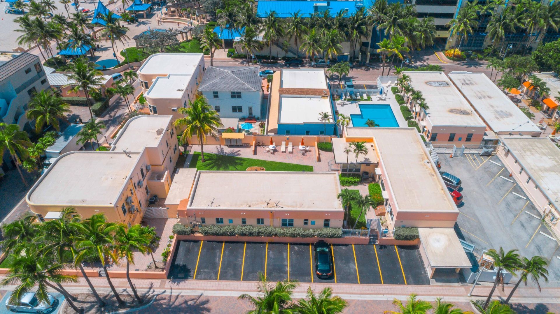 311 Connecticut Street, Unit 4, Hollywood, FL 33019 Photo