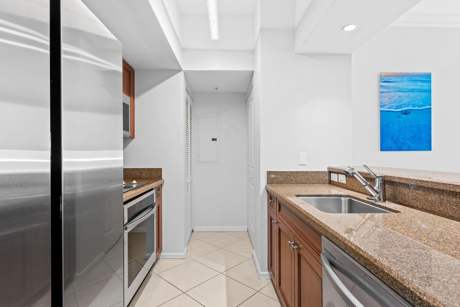 347 N New River Dr Drive E, Unit 405, Fort Lauderdale, FL 33301 Photo