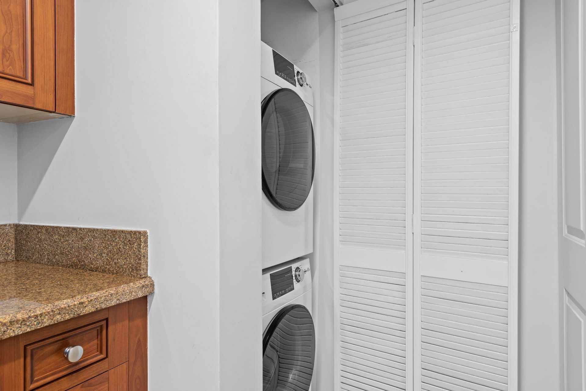 347 N New River Dr Drive E, Unit 405, Fort Lauderdale, FL 33301 Photo