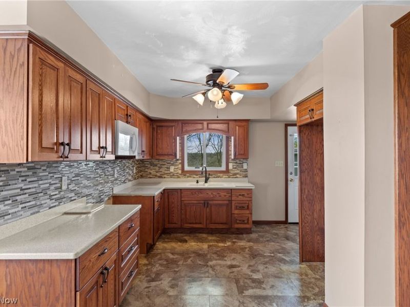 68710 Blaine Chermont Road, Bridgeport, OH 43912 Photo 14