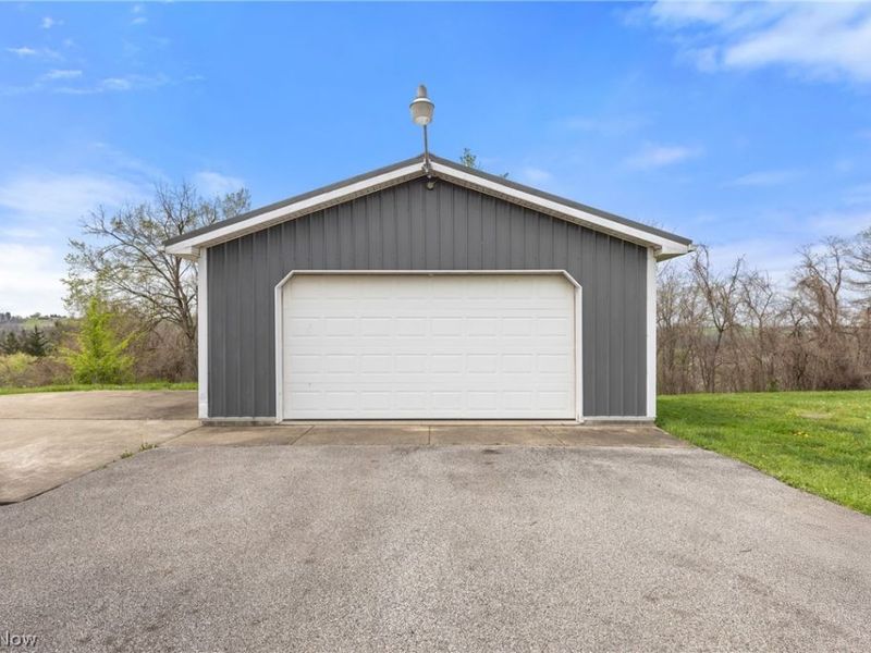 68710 Blaine Chermont Road, Bridgeport, OH 43912 Photo 32