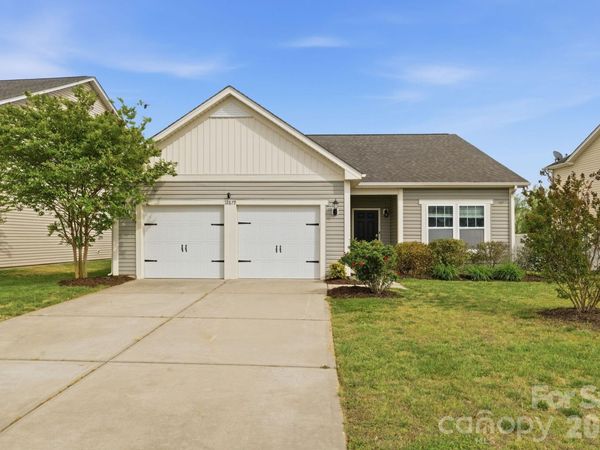 12879 Mustang Drive , Midland, NC 28107