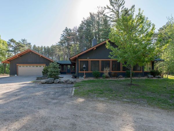 11 Cedar Point Lane NW, Elysian, MN 56028