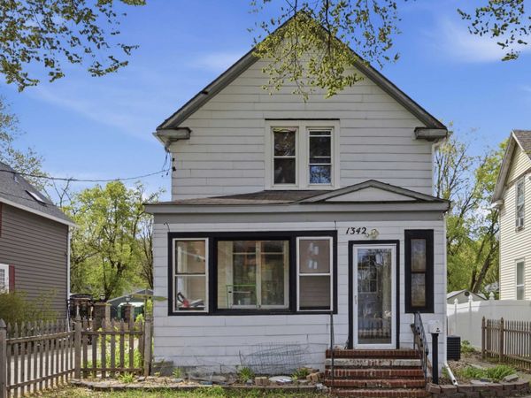 1342 3rd Avenue S, Fargo, ND 58103
