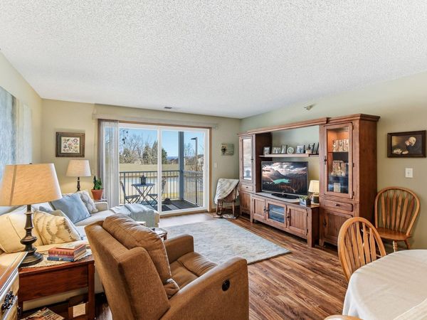 300 Whispering Lane, Unit 207, Hastings, MN 55033