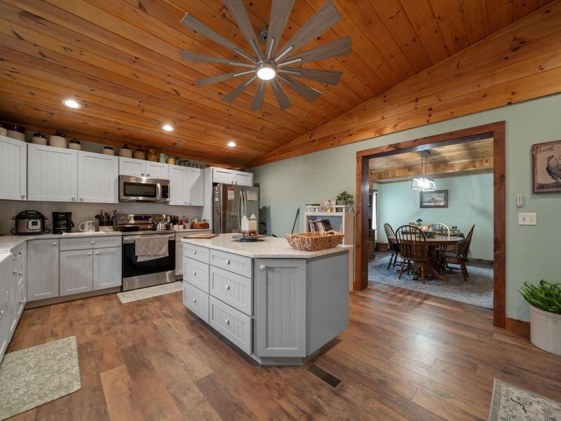 19693 Justus Road, Williamsport, OH 43164 Photo 10