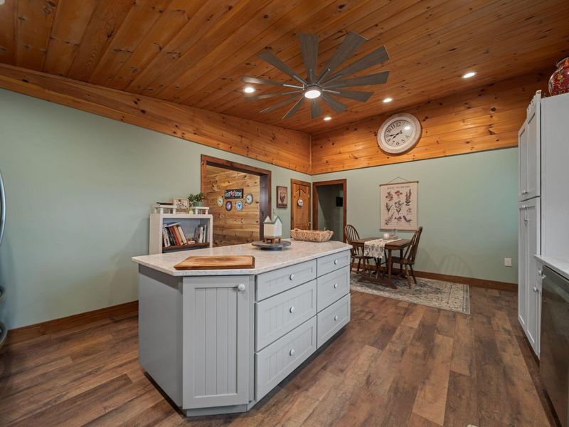 19693 Justus Road, Williamsport, OH 43164 Photo 11