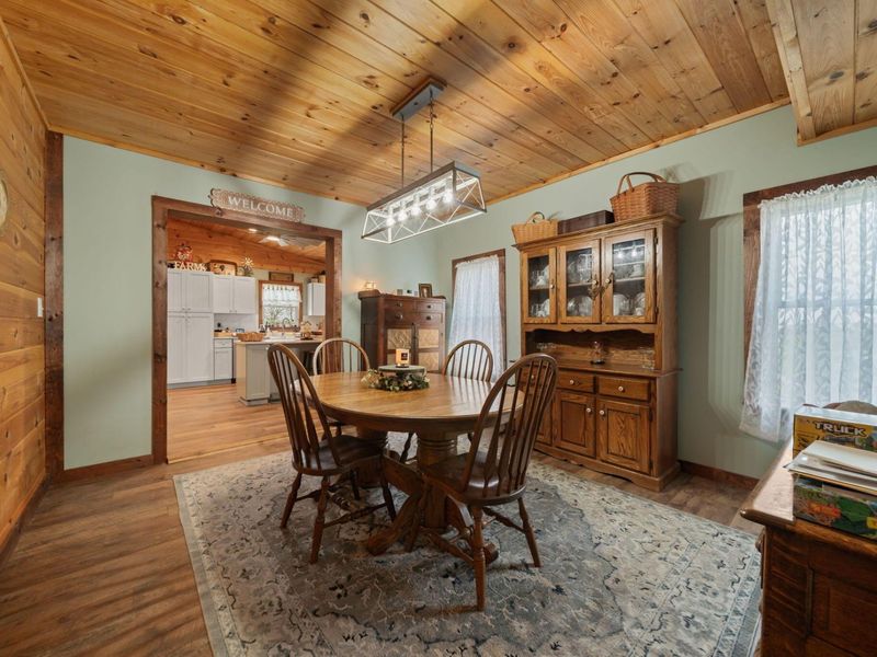 19693 Justus Road, Williamsport, OH 43164 Photo 5