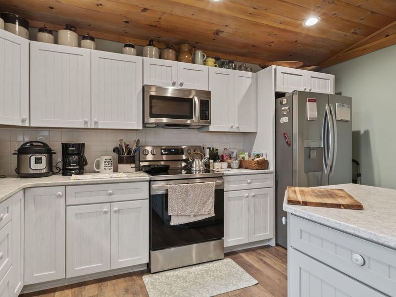 19693 Justus Road, Williamsport, OH 43164 Photo 9