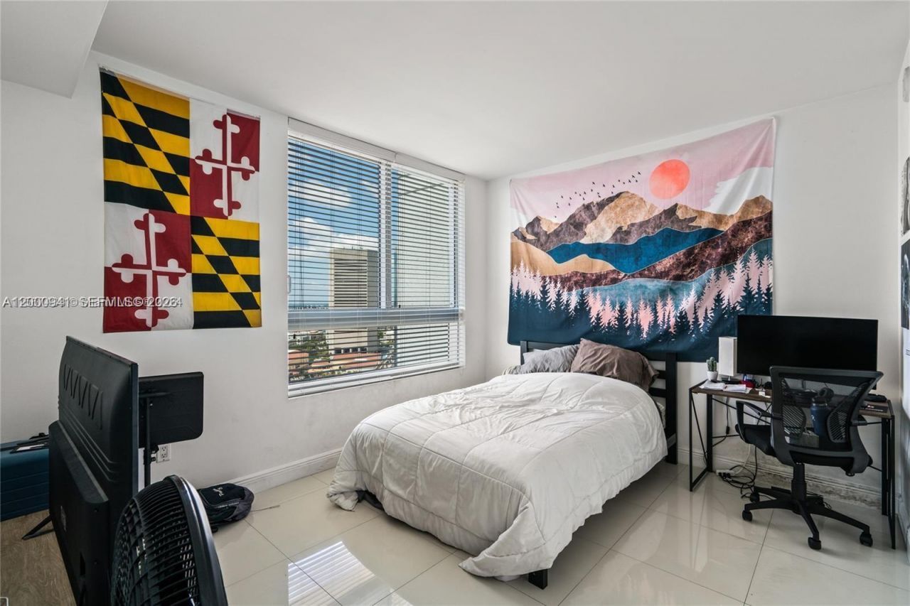 90 SW 3rd St, Unit 2908, Miami, FL 33130 Photo