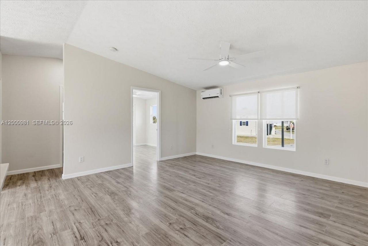 730 Chippewa, Fort Myers Beach, FL 33931 Photo