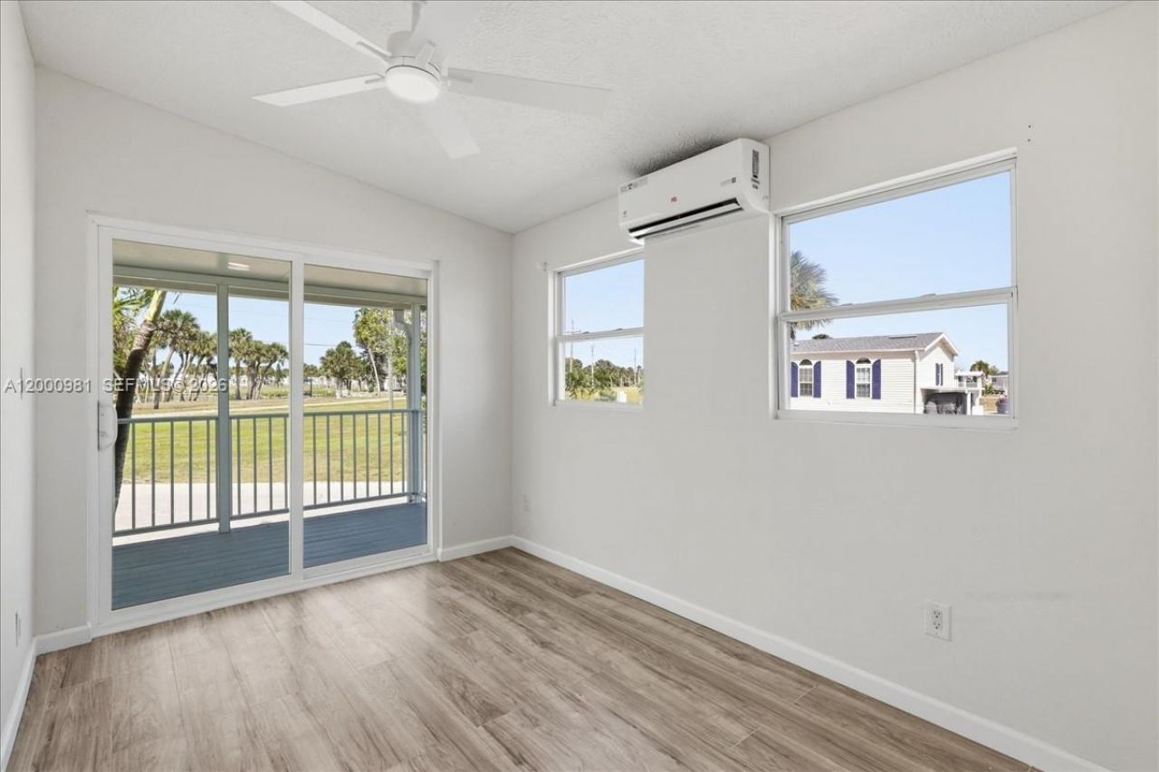 730 Chippewa, Fort Myers Beach, FL 33931 Photo
