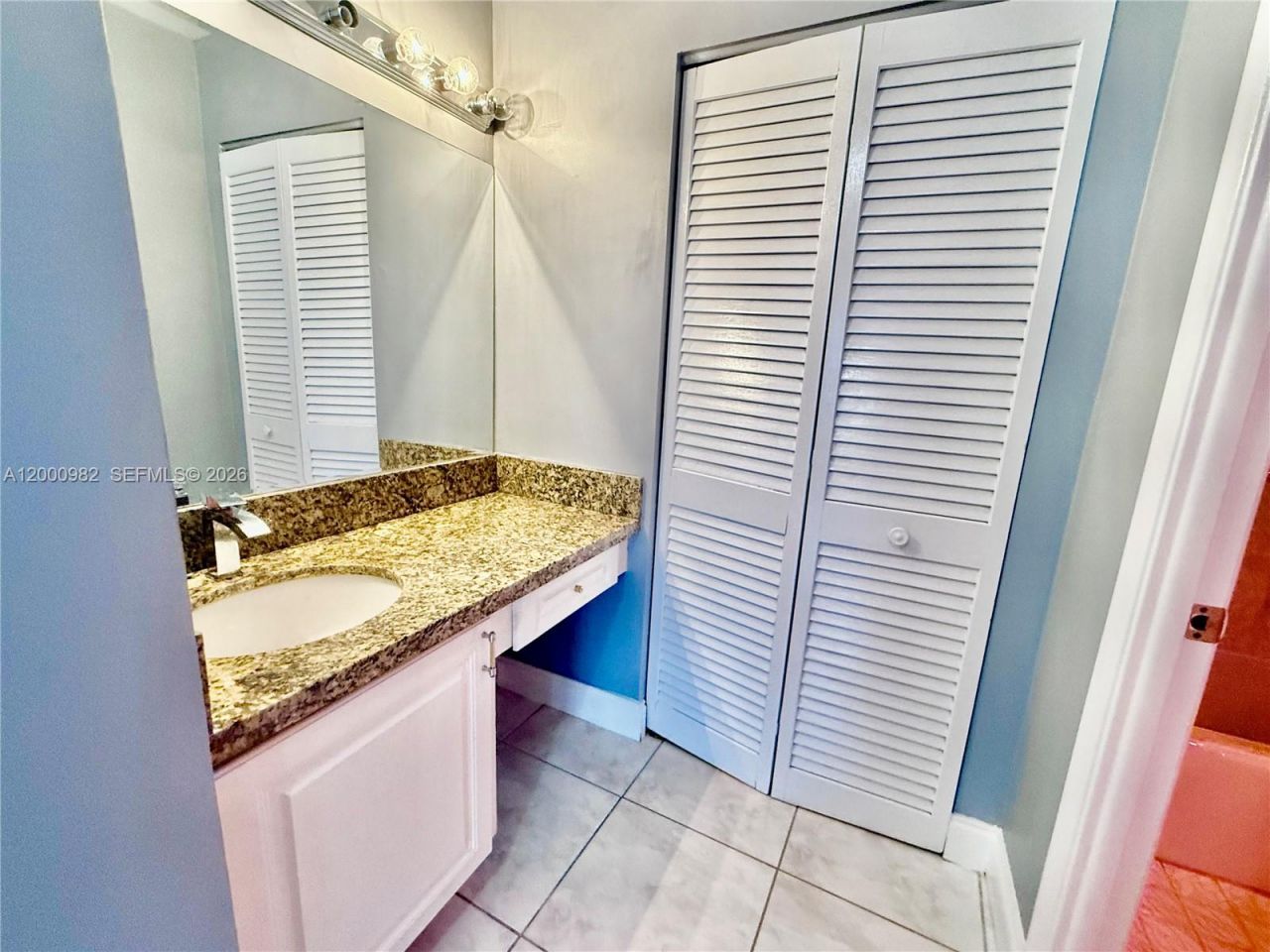 1825 S Ocean Dr, Unit 614, Hallandale Beach, FL 33009 Photo