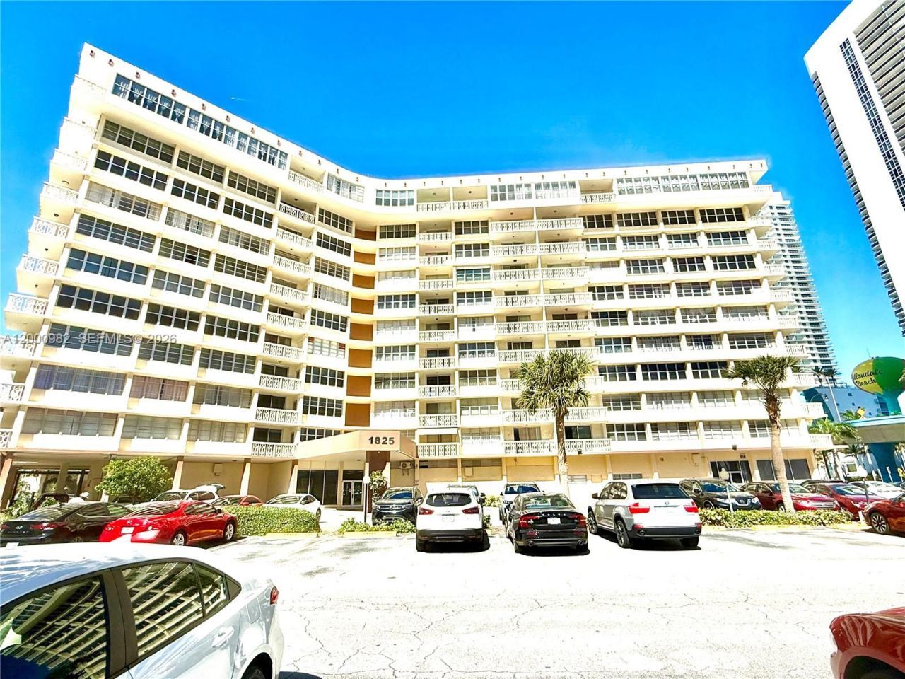 1825 S Ocean Dr, Unit 614, Hallandale Beach, FL 33009 Photo
