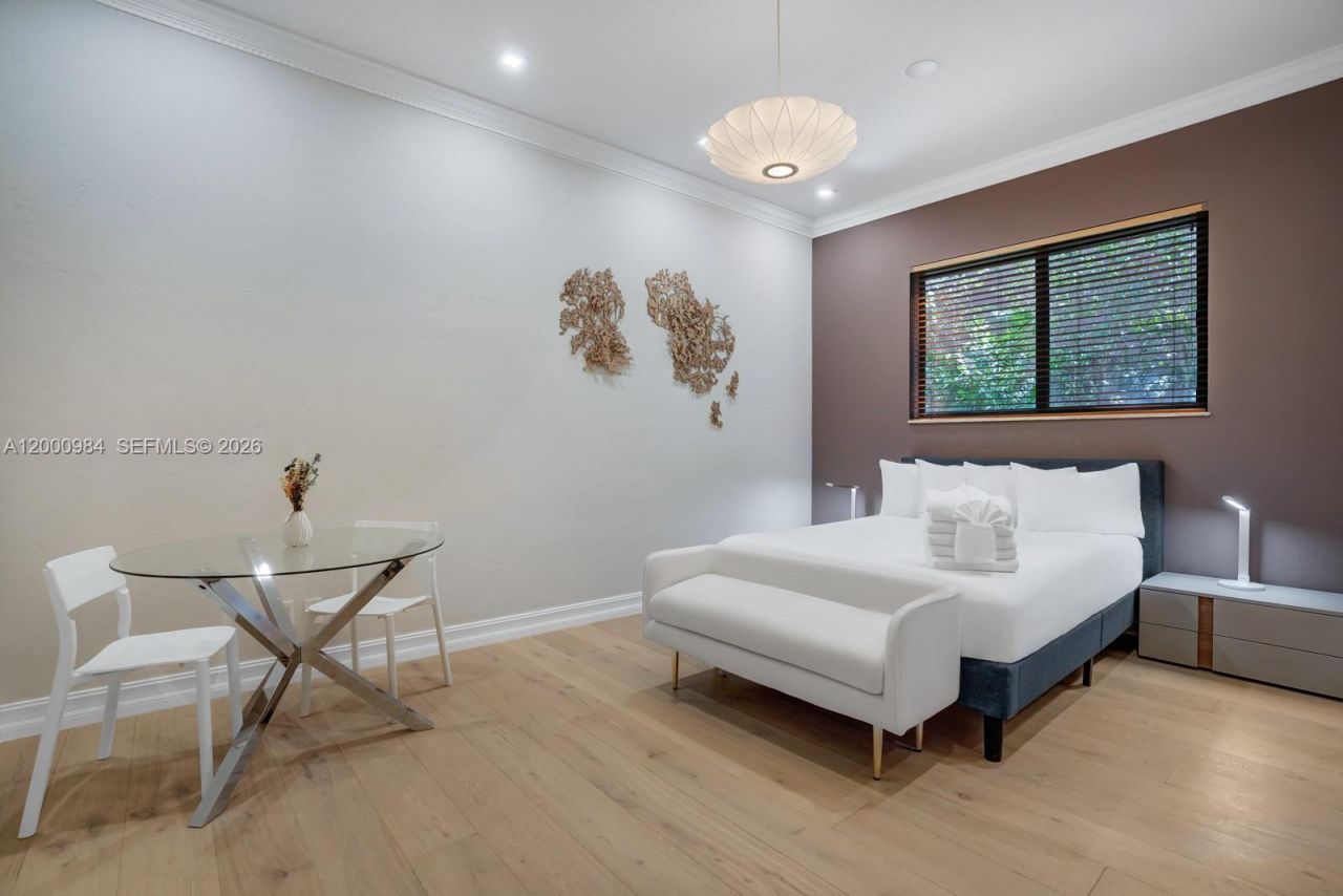 168 Fiesta Way, Fort Lauderdale, FL 33301 Photo