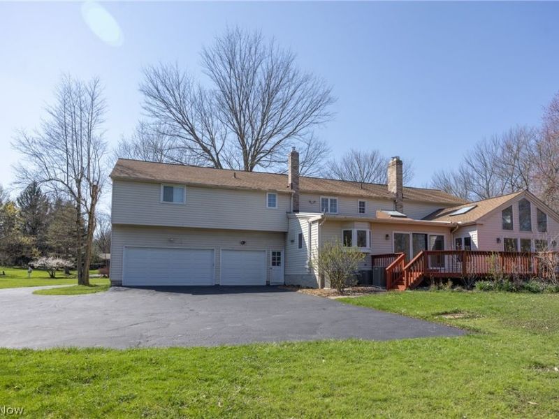 3475 Rolling Hills Drive, Pepper Pike, OH 44124 Photo 2